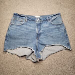Abercrombie & Fitch Shorts 33 16 Blue Denim The Mom Short High Rise Cutoff Boho
